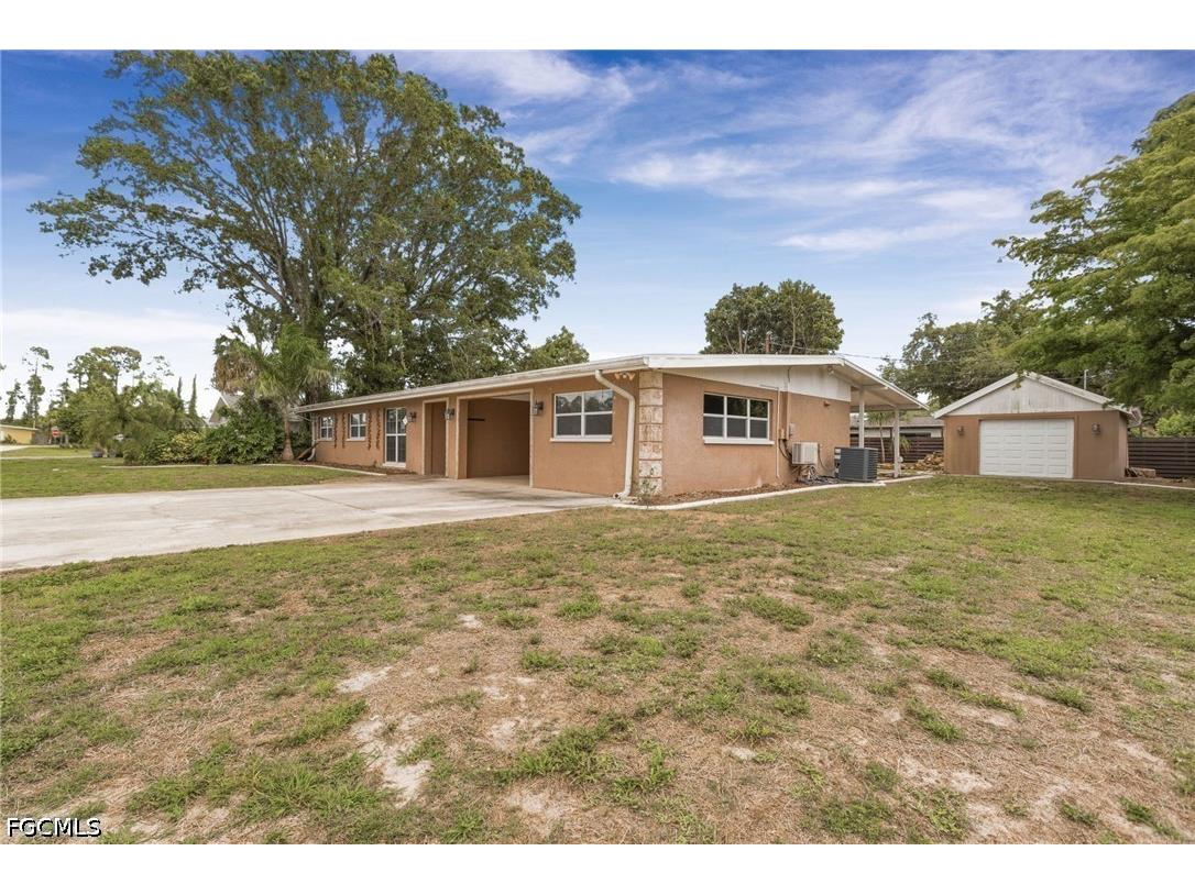 2436 Ephraim Avenue Fort Myers FL 33907 2026013003 image9