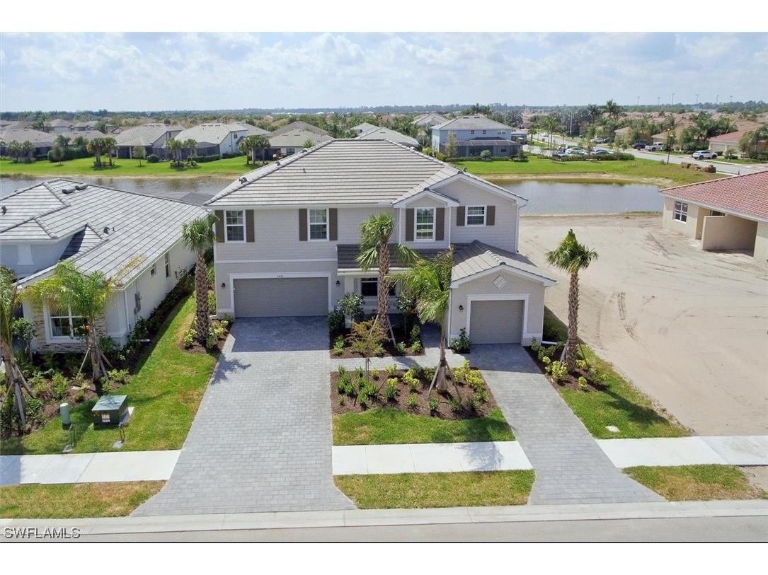 2436 Fallglo Street Naples FL 34120 223019773 image1
