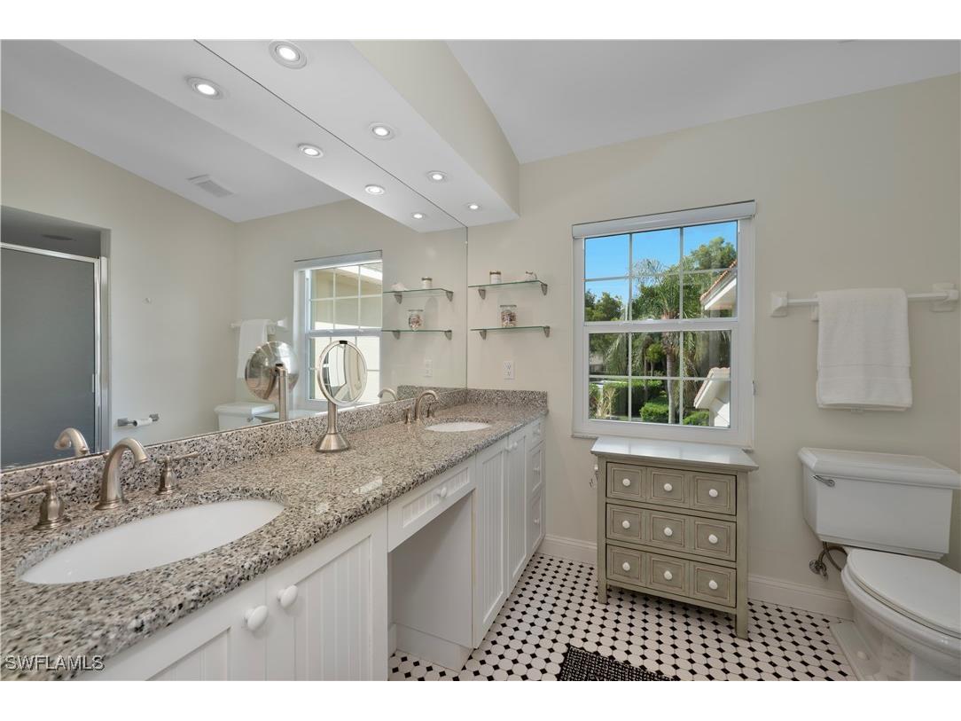 2436 Orchid Bay Drive #204 Naples FL 34109 225050366 image16