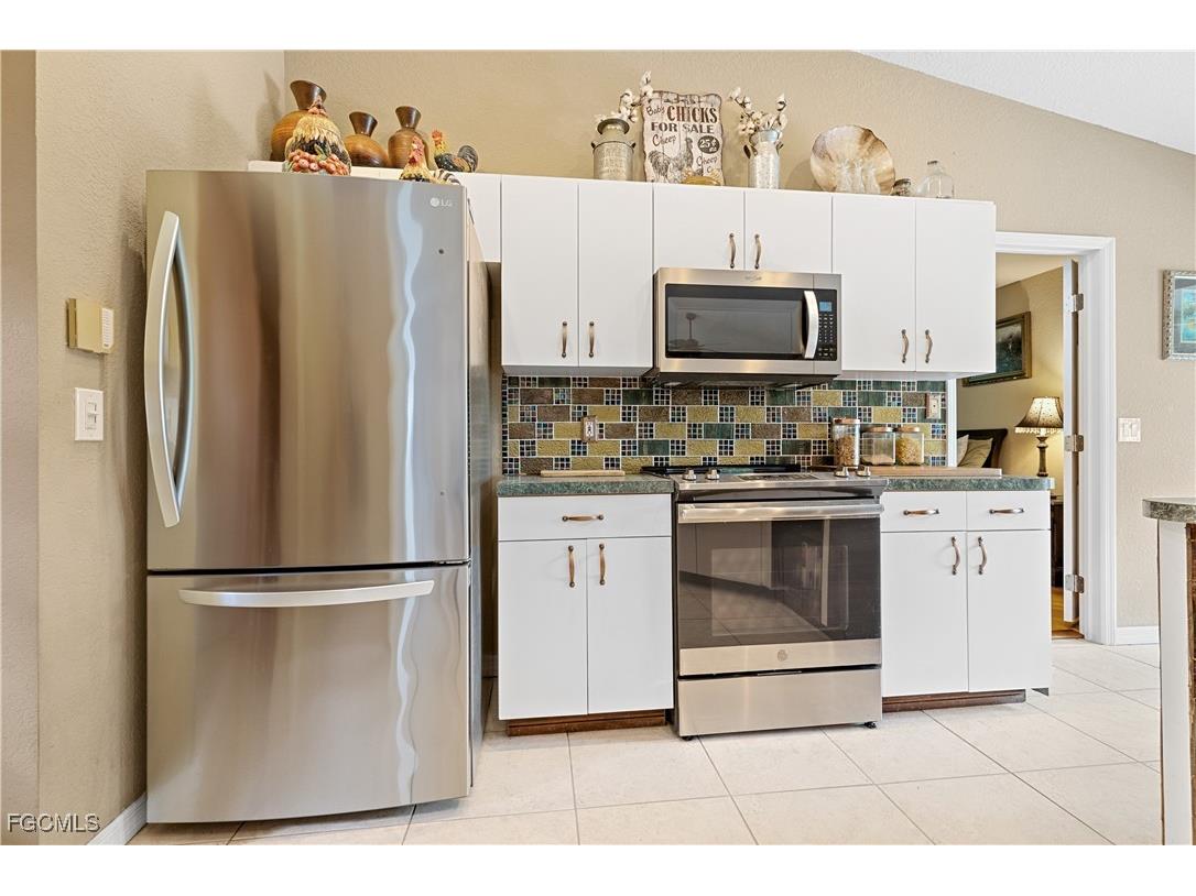 24362 Yacht Club Boulevard Punta Gorda FL 33955 2025016367 image11