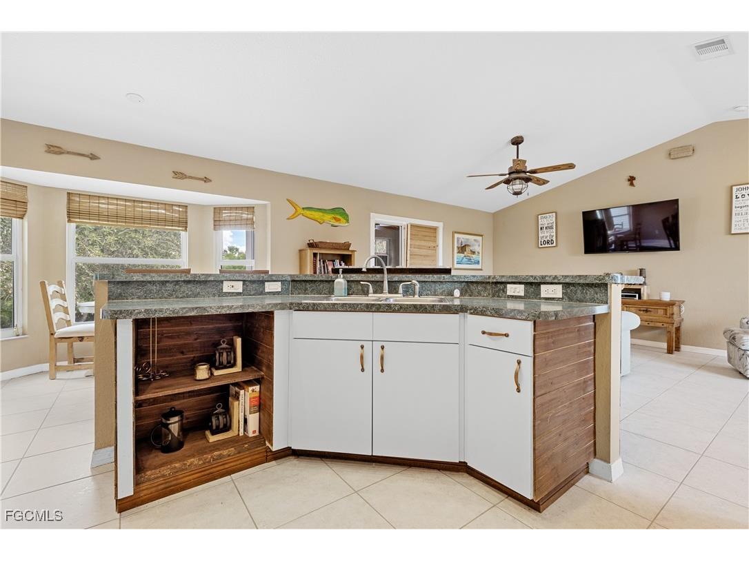 24362 Yacht Club Boulevard Punta Gorda FL 33955 2025016367 image13