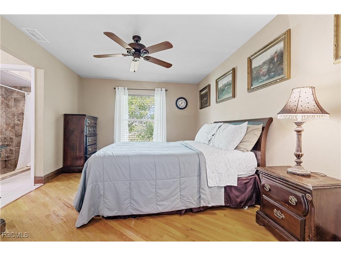 24362 Yacht Club Boulevard Punta Gorda FL 33955 2025016367 image15