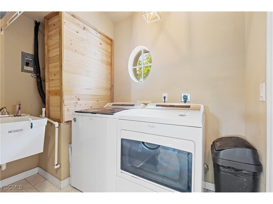 24362 Yacht Club Boulevard Punta Gorda FL 33955 2025016367 image22