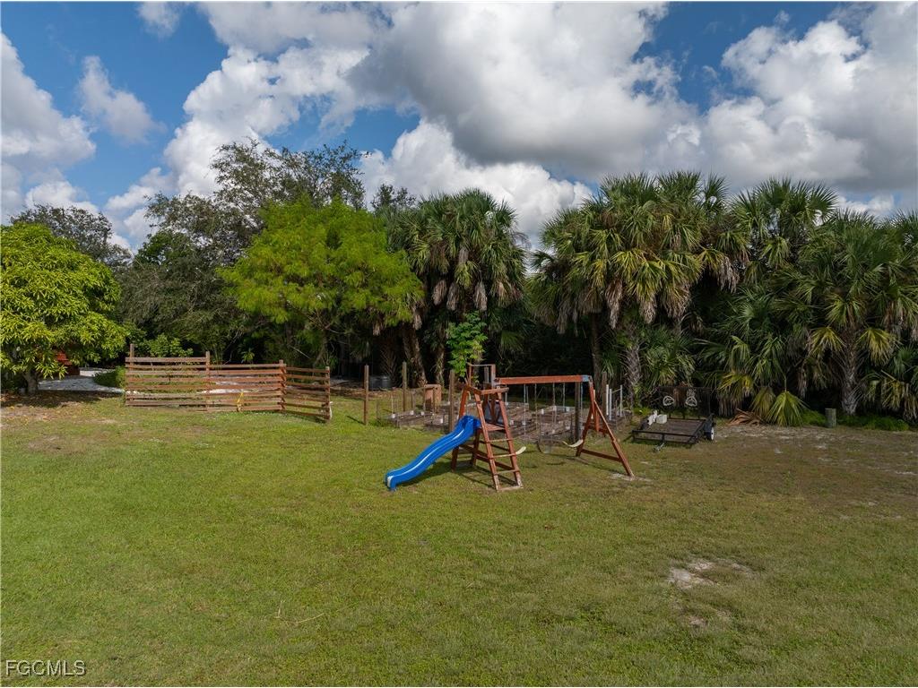 24362 Yacht Club Boulevard Punta Gorda FL 33955 2025016367 image32