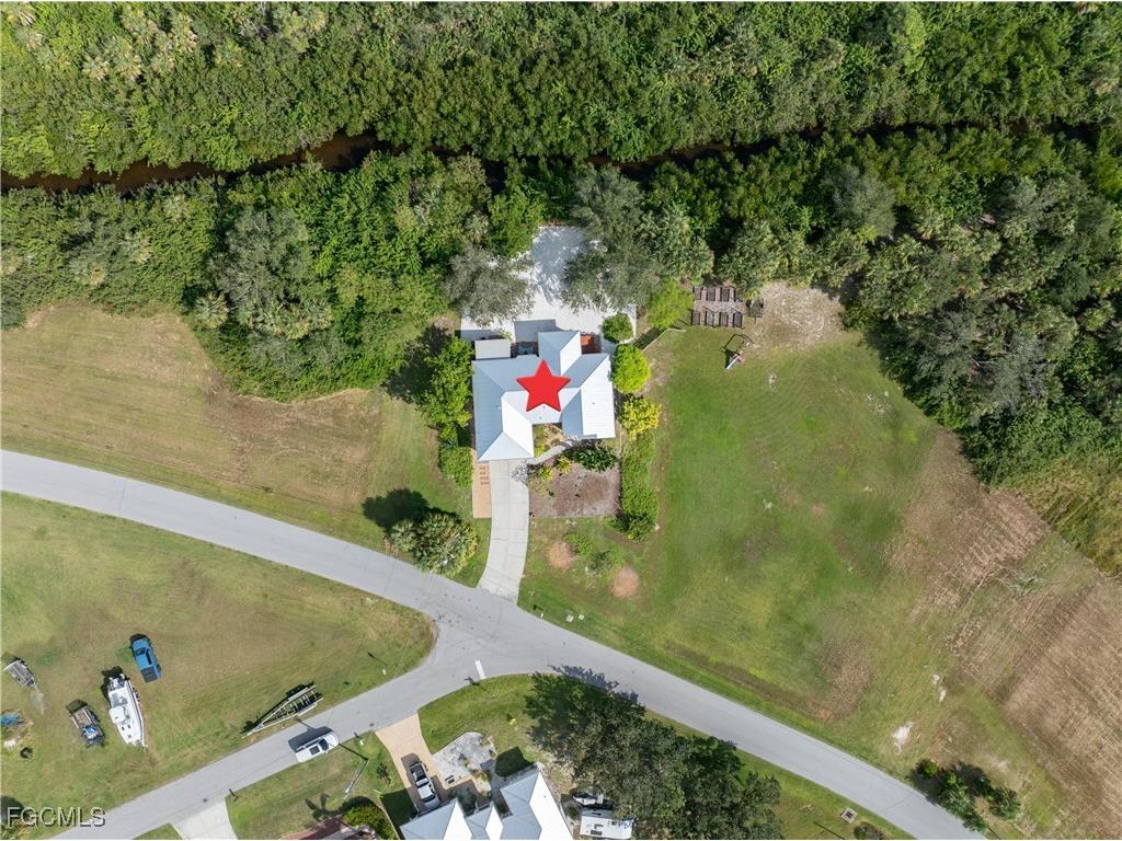 24362 Yacht Club Boulevard Punta Gorda FL 33955 2025016367 image37