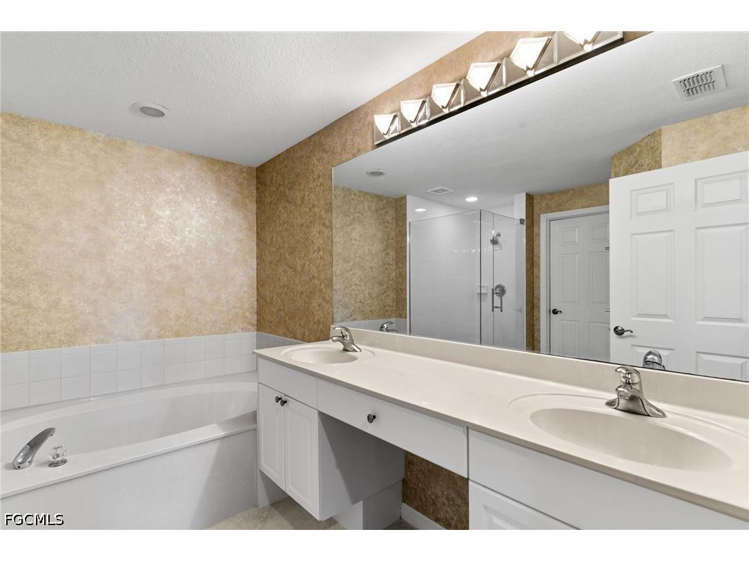 24371 Sandpiper Isle Way #302 Bonita Springs FL 34134 2026013324 image25