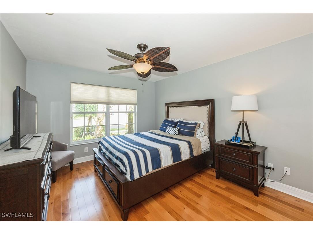 2438 Butterfly Palm Drive Naples FL 34119 225066781 image10