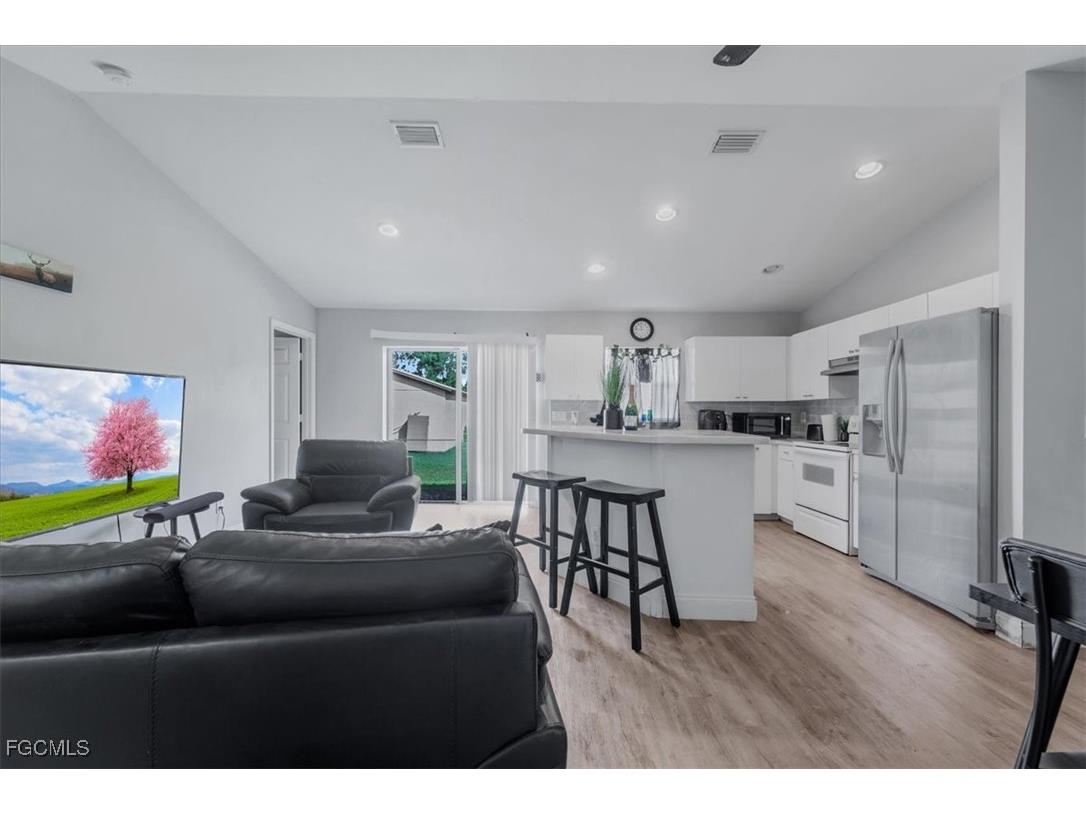 2436-2438 Joe Avenue S Lehigh Acres FL 33973 2025005300 image33