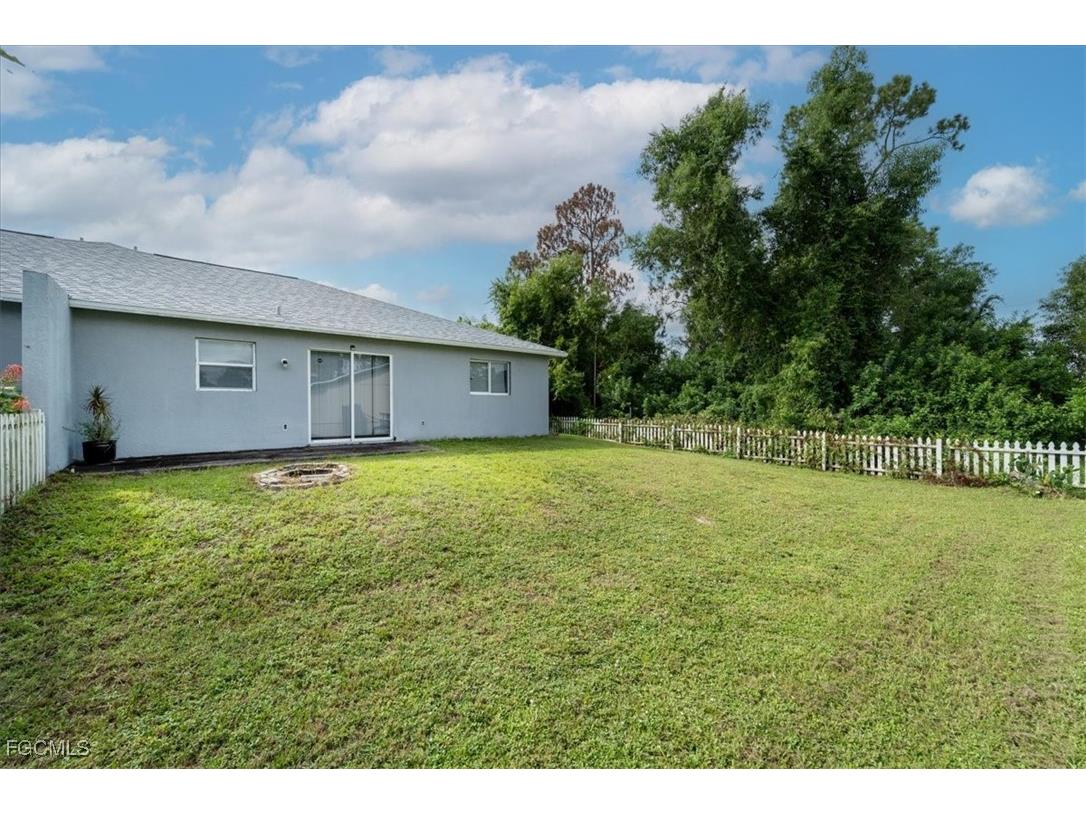 2436-2438 Joe Avenue S Lehigh Acres FL 33973 2025005300 image39