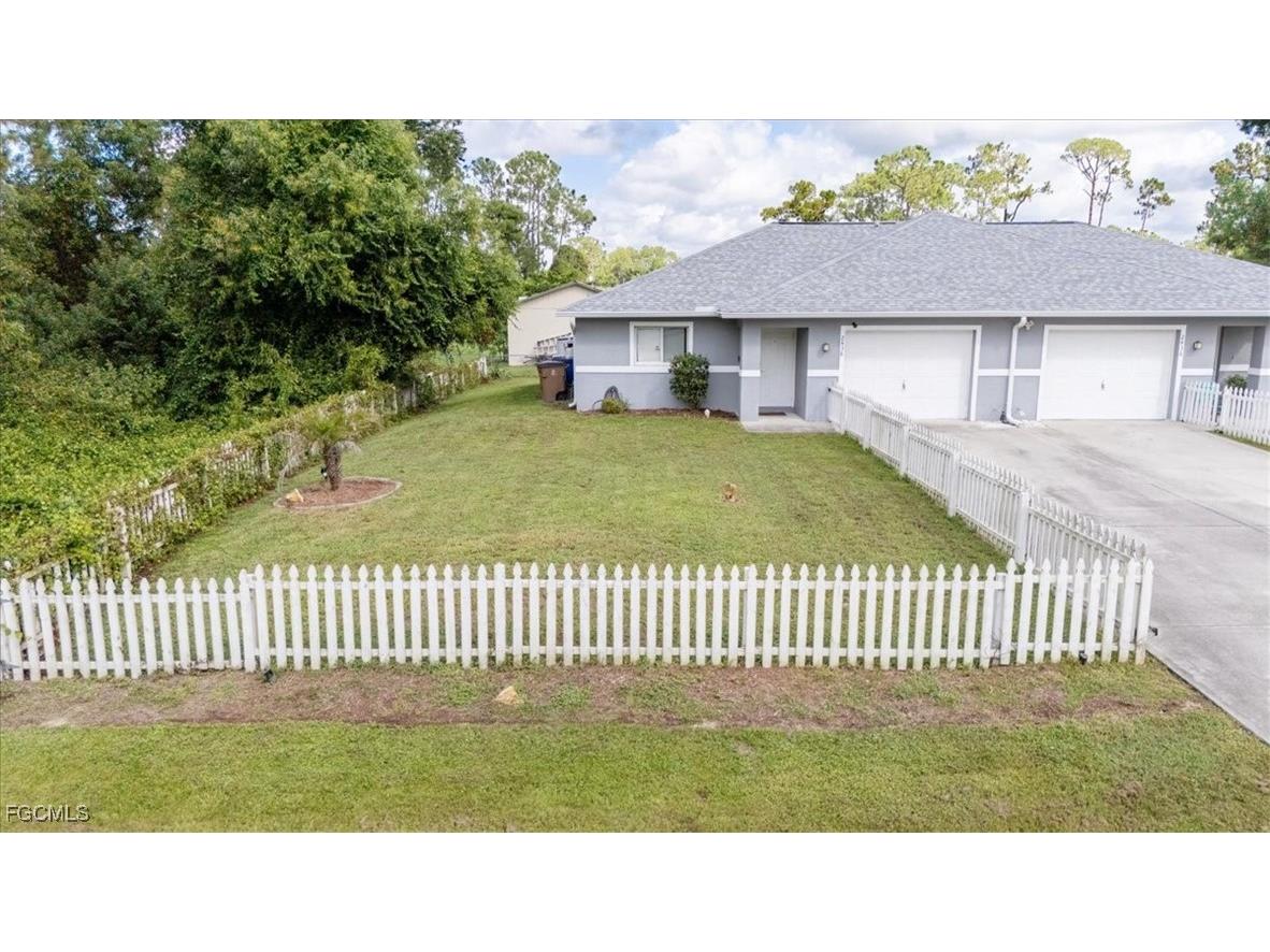 2436-2438 Joe Avenue S Lehigh Acres FL 33973 2025005300 image4