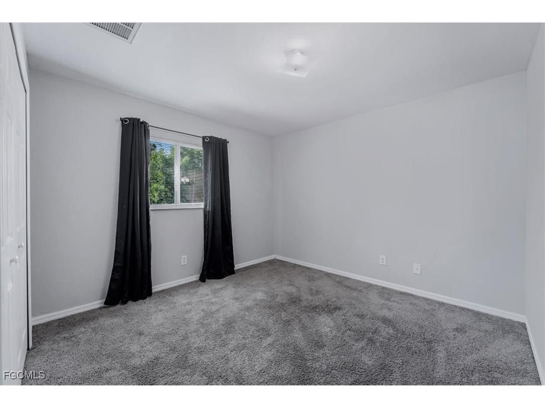 2436-2438 Joe Avenue S Lehigh Acres FL 33973 2025005300 image7