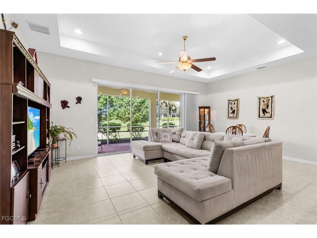 2439 Ashbury Circle Cape Coral FL 33991 2025011071 image16