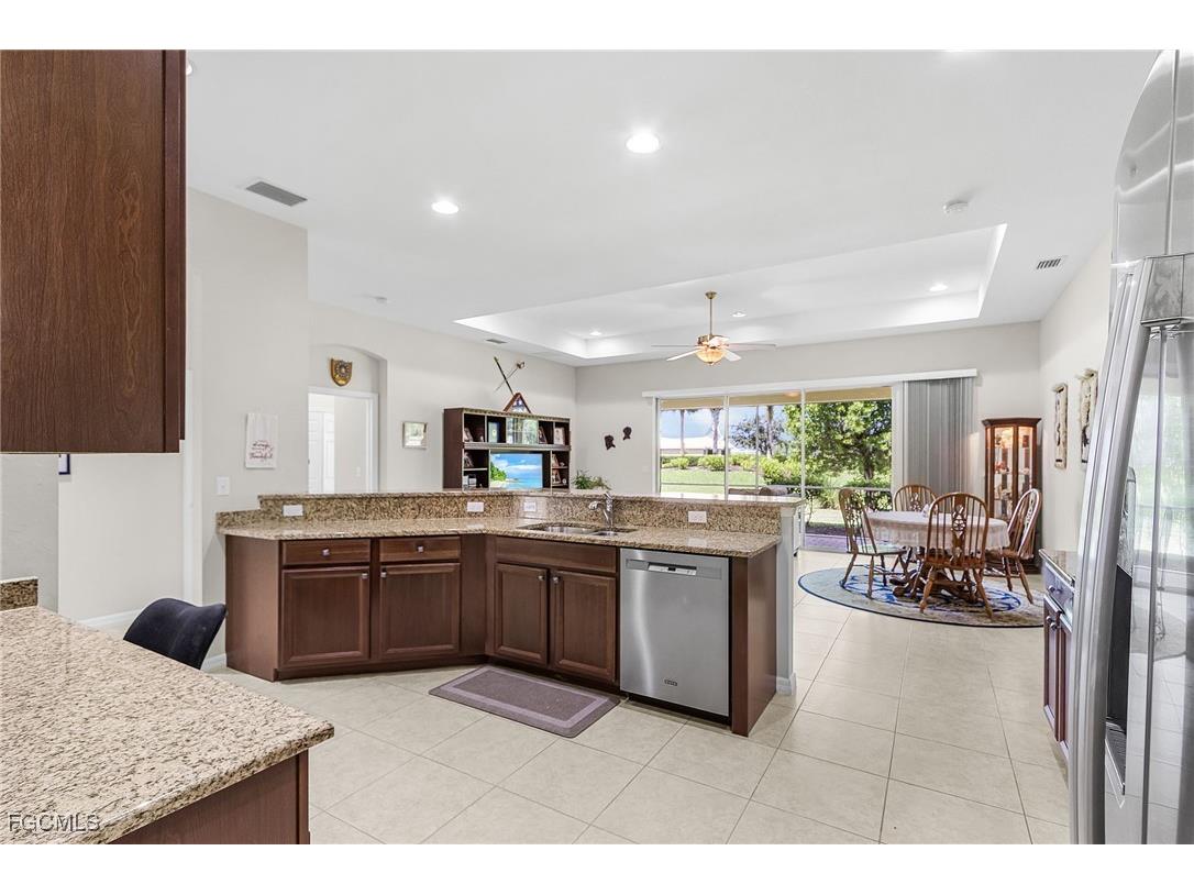 2439 Ashbury Circle Cape Coral FL 33991 2025011071 image22