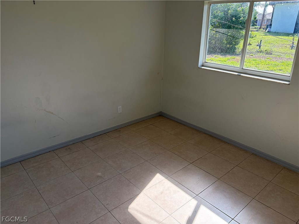 2439 Richard Avenue S Lehigh Acres FL 33973 2026011136 image4