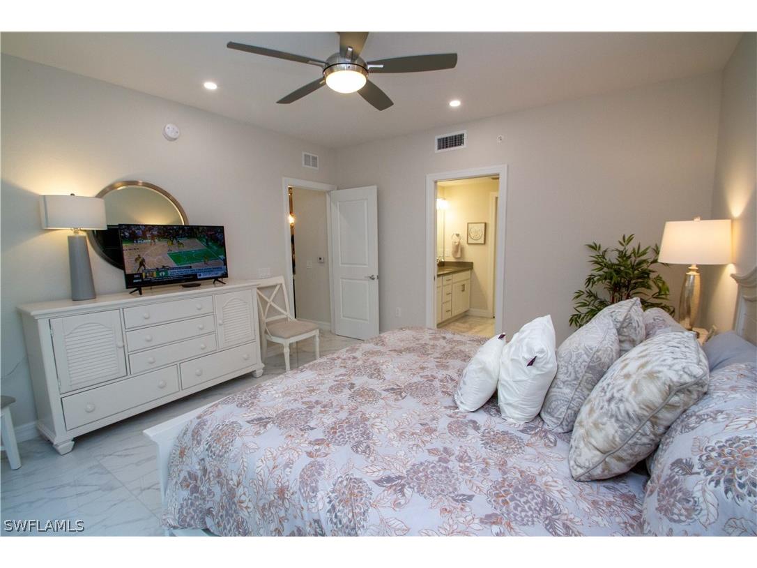 244 Indies Drive E #101 Naples FL 34114 226006532 image13