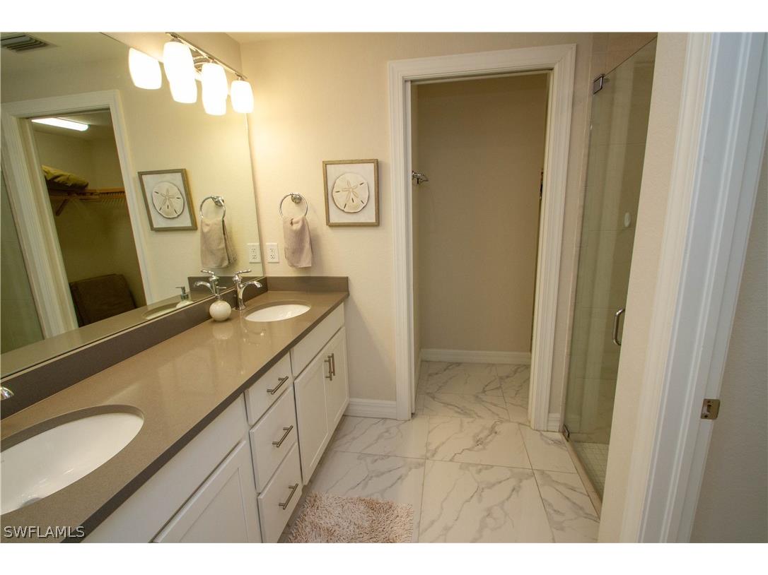 244 Indies Drive E #101 Naples FL 34114 226006532 image16