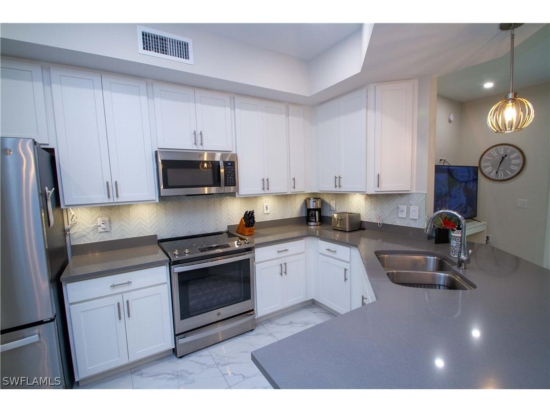 244 Indies Drive E #101 Naples FL 34114 226006532 image7