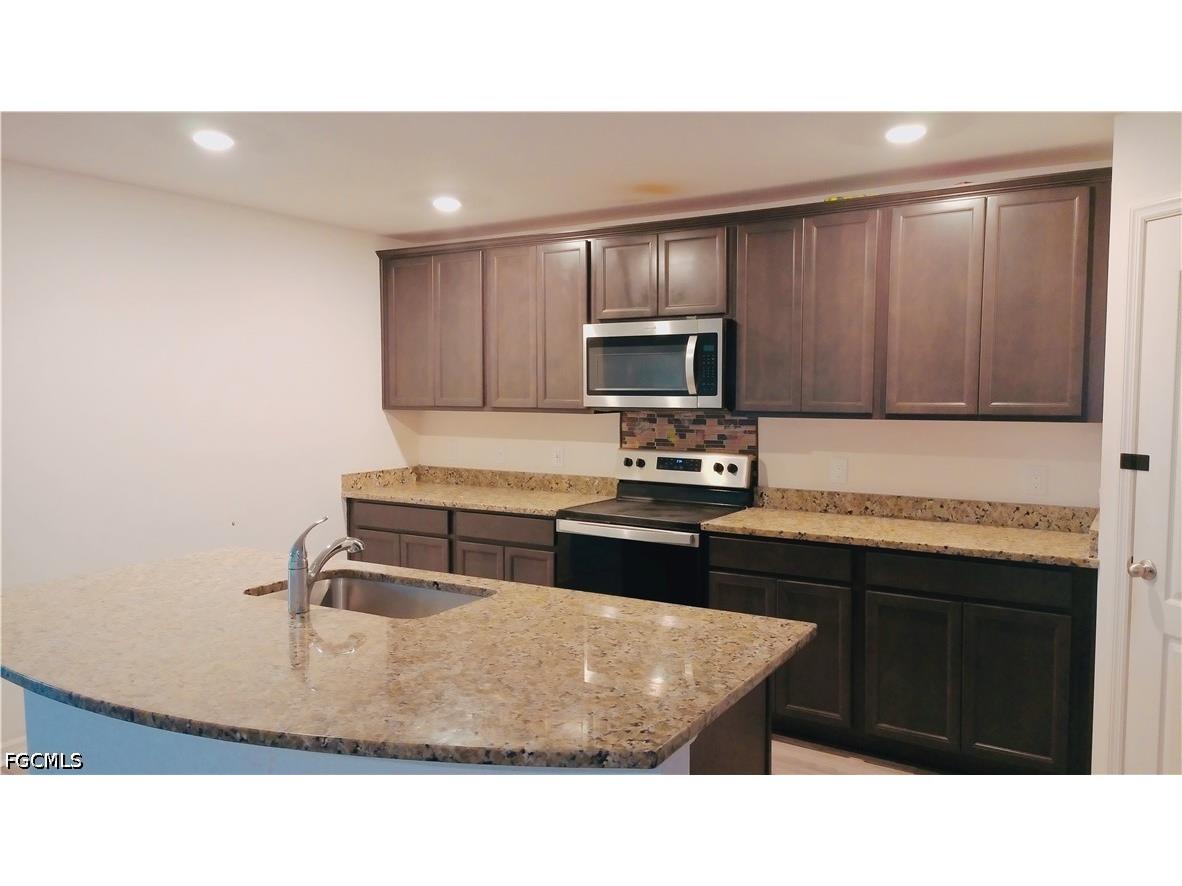 244 Loadstar Street Fort Myers FL 33913 2026024746 image6
