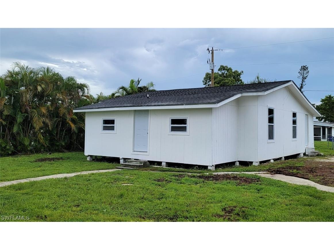 244 Redlin Street North Fort Myers FL 33903 223060185 image1