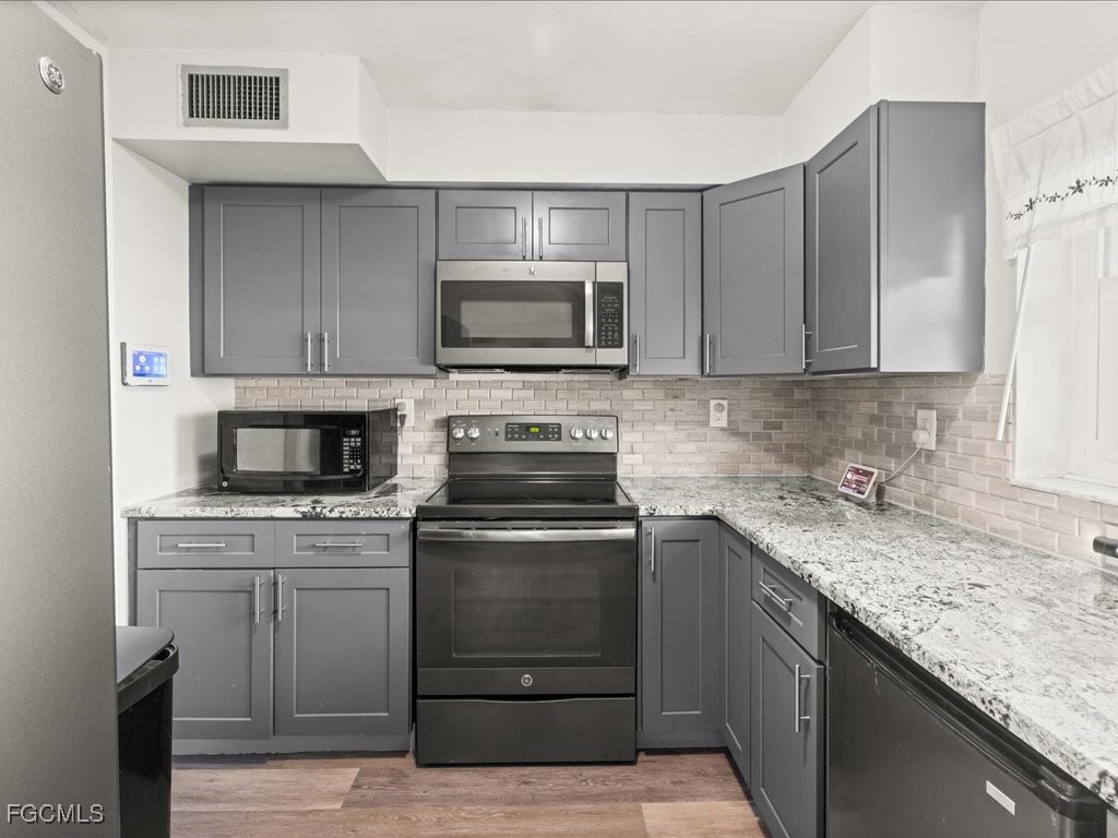 244 SE 45th Terrace Cape Coral FL 33904 2025017901 image11