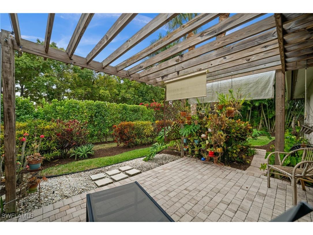 2440 River Reach Drive Naples FL 34104 226002670 image5