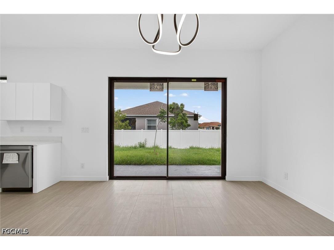 2441 NW 8th Terrace Cape Coral FL 33993 2026024098 image10