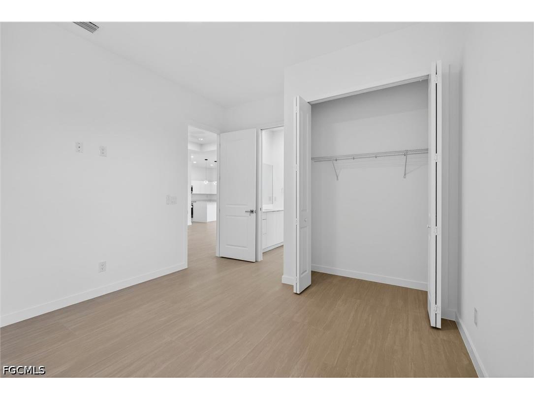 2441 NW 8th Terrace Cape Coral FL 33993 2026024098 image24