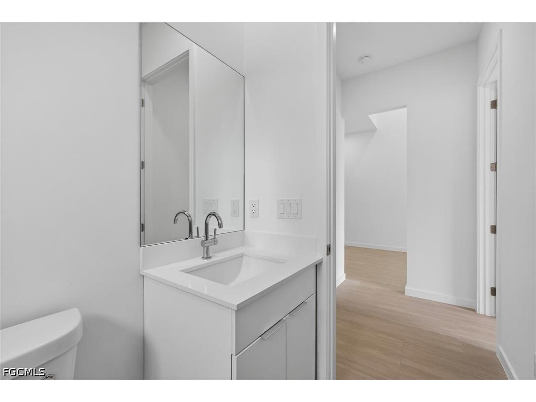 2441 NW 8th Terrace Cape Coral FL 33993 2026024098 image29
