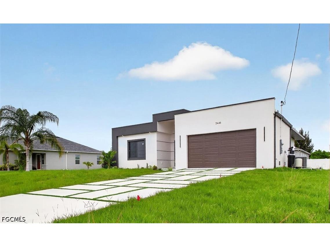 2441 NW 8th Terrace Cape Coral FL 33993 2026024098 image3
