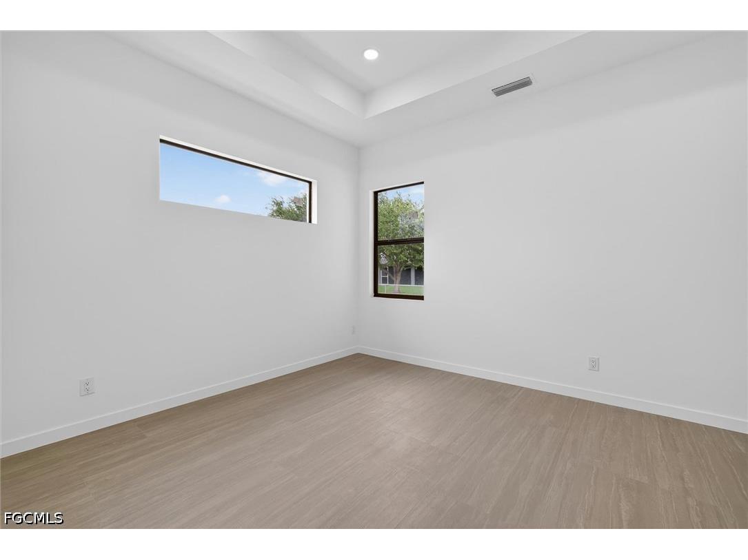 2441 NW 8th Terrace Cape Coral FL 33993 2026024098 image32