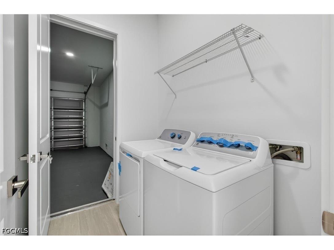 2441 NW 8th Terrace Cape Coral FL 33993 2026024098 image38