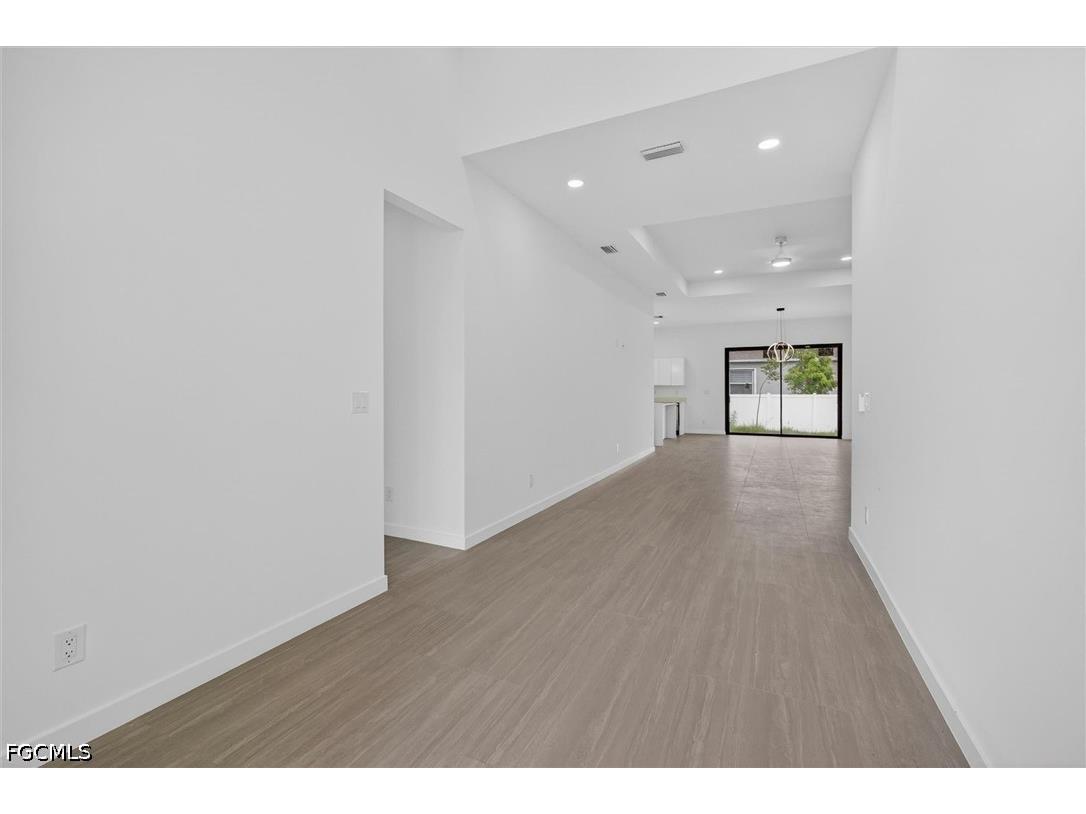 2441 NW 8th Terrace Cape Coral FL 33993 2026024098 image8
