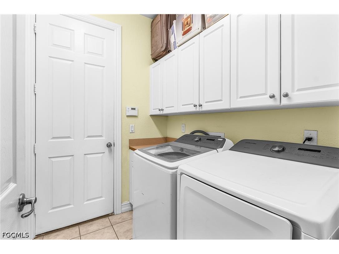 2441 NW 9th Terrace Cape Coral FL 33993 2026028971 image21