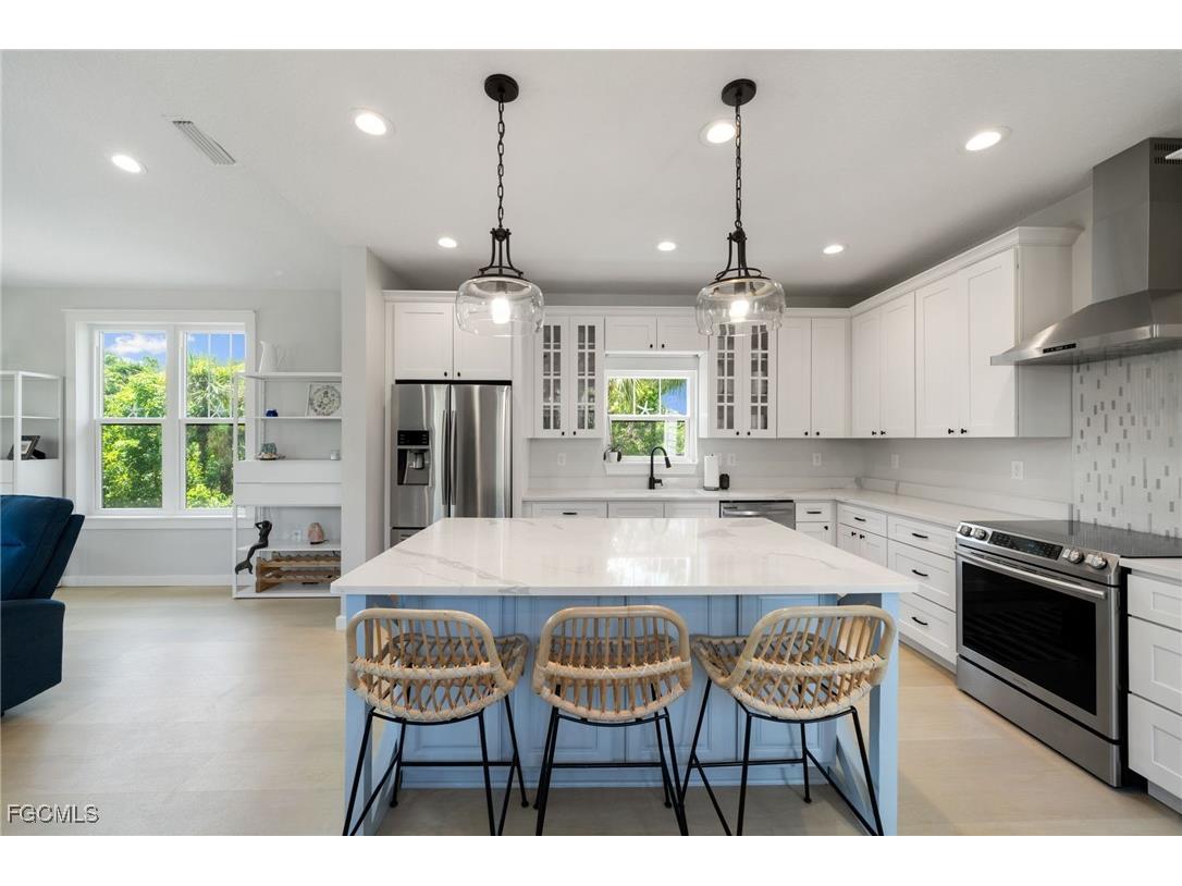 2441 Shop Road Sanibel FL 33957 2025004706 image13