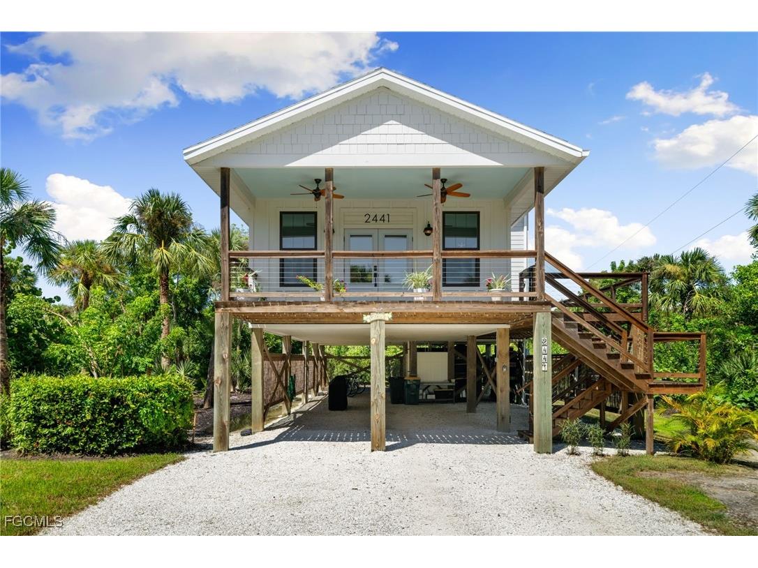 2441 Shop Road Sanibel FL 33957 2025004706 image3