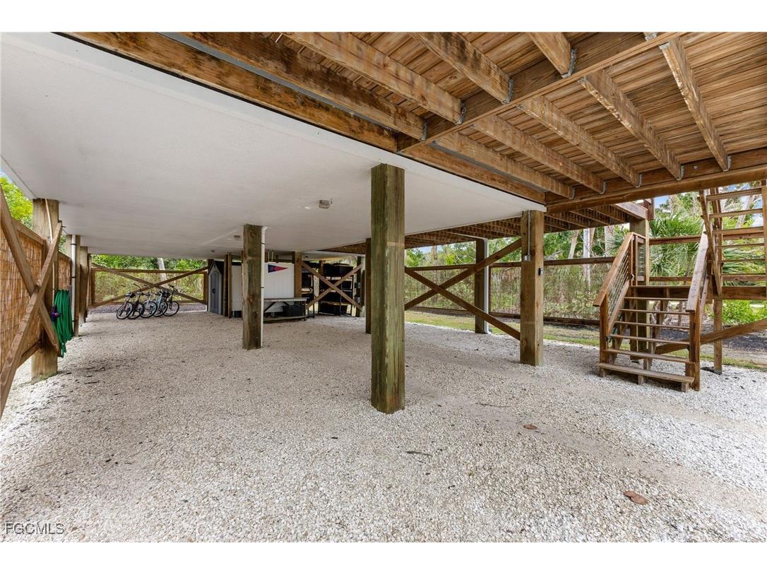 2441 Shop Road Sanibel FL 33957 2025004706 image32