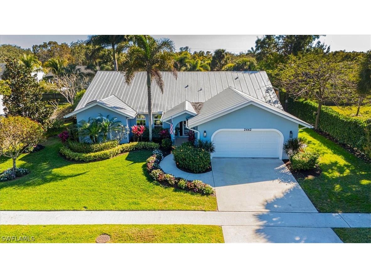2442 Outrigger Lane Naples FL 34104 226009424 image1