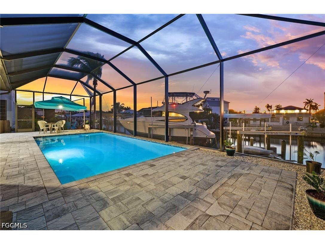 2443 Carambola Lane Saint James City FL 33956 2026013485 image1
