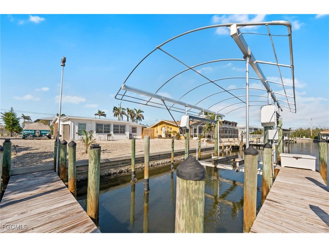 2444 Sycamore Street Saint James City FL 33956 2025005857 image26