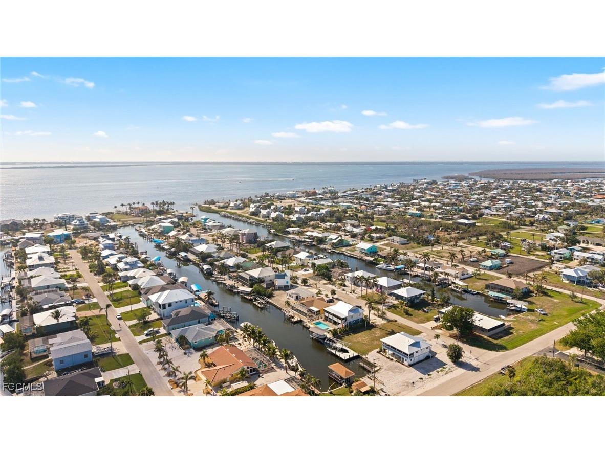 2444 Sycamore Street Saint James City FL 33956 2025005857 image42