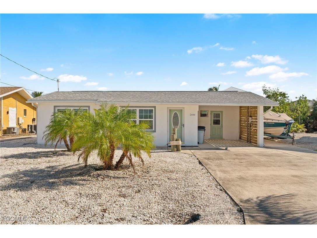 2444 Sycamore Street Saint James City FL 33956 2025005857 image8