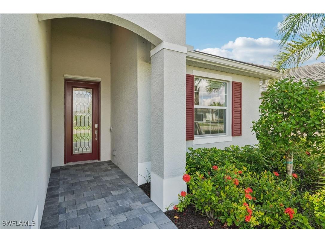 2445 Orchard Street Naples FL 34120 225076774 image4