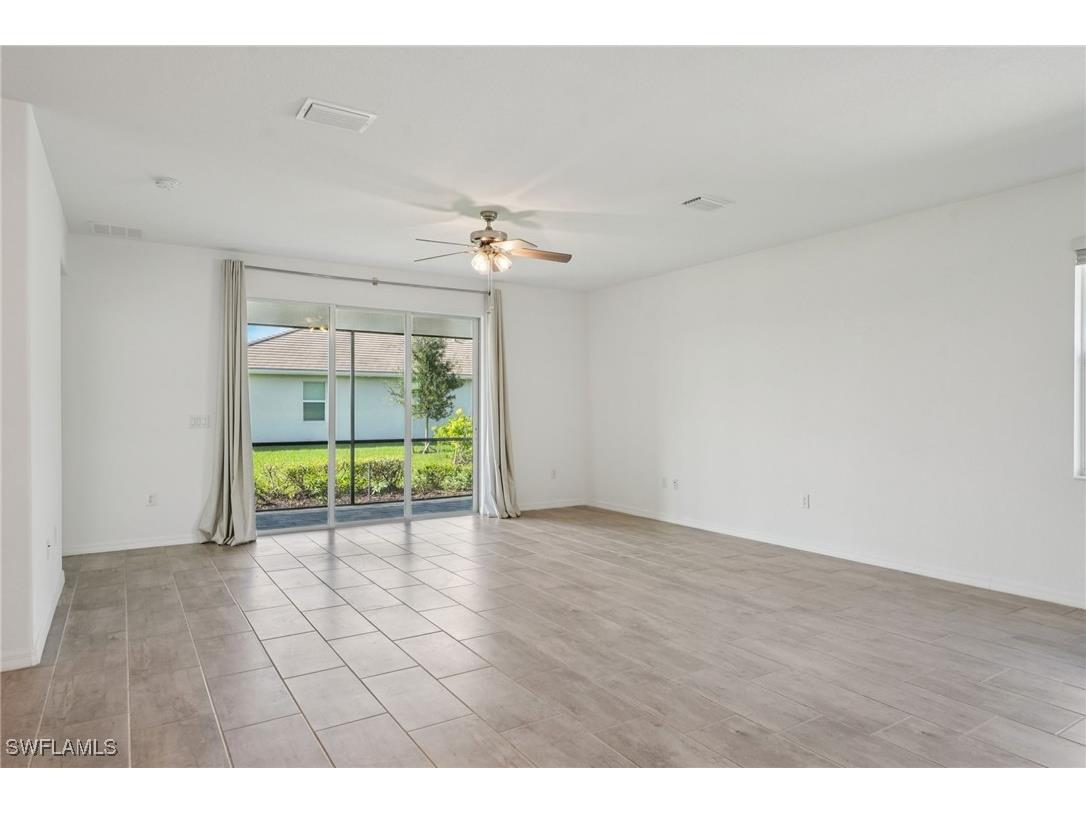 2445 Orchard Street Naples FL 34120 225076774 image6