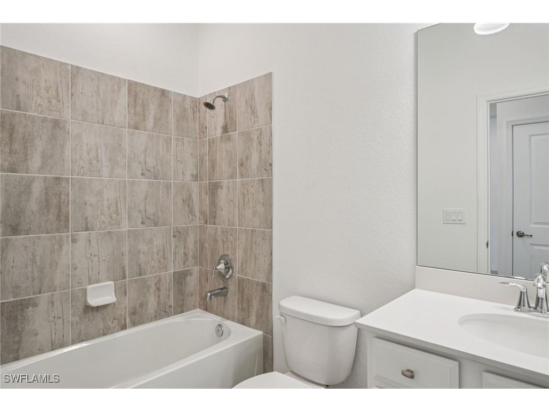 2445 Orchard Street Naples FL 34120 226003604 image13