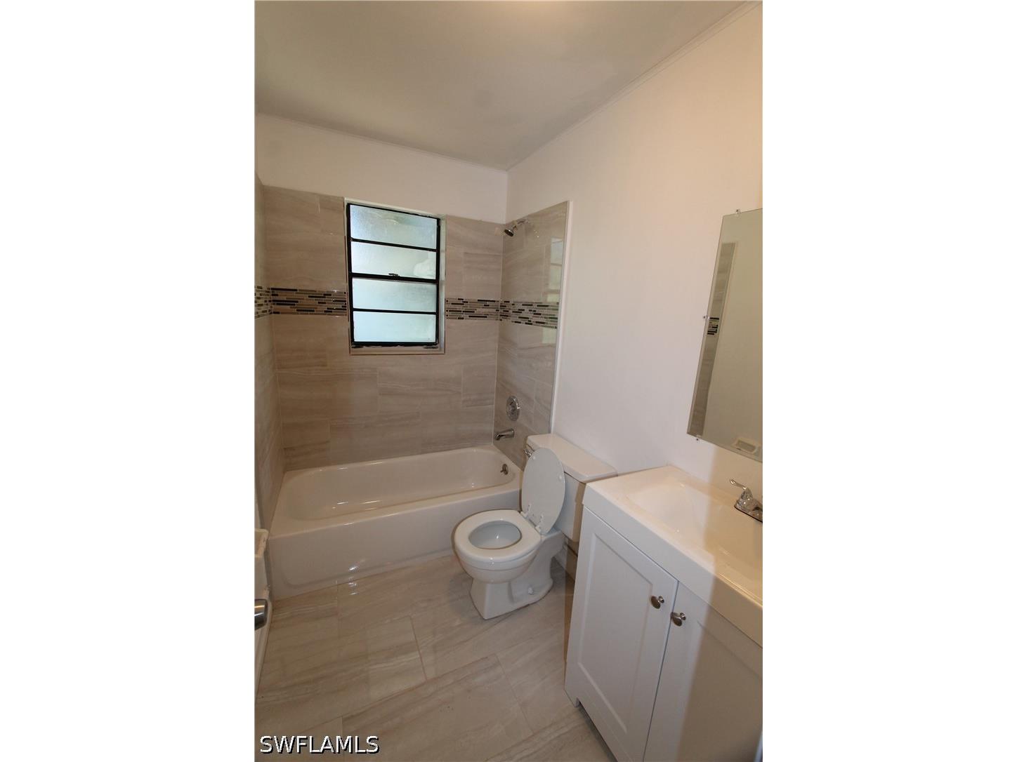 2445 Thomasson Drive #D Naples FL 34112 226021425 image8