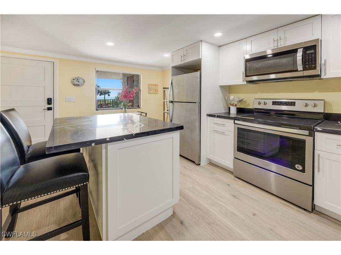 2445 W Gulf Drive #21E Sanibel FL 33957 225029822 image9