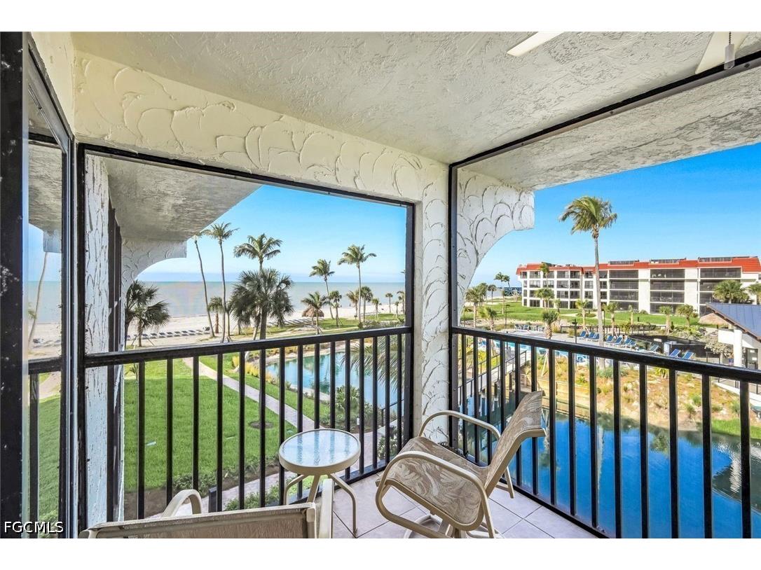 2445 W Gulf Drive #32E Sanibel FL 33957 2026014631 image1