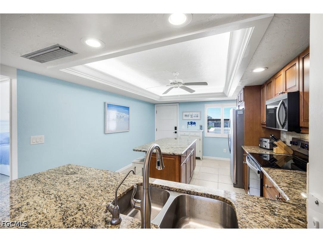 2445 W Gulf Drive #32E Sanibel FL 33957 2026014631 image11