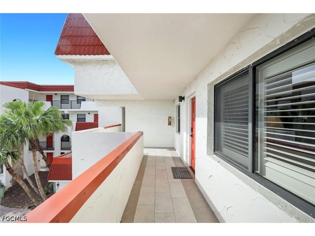 2445 W Gulf Drive #32E Sanibel FL 33957 2026014631 image26