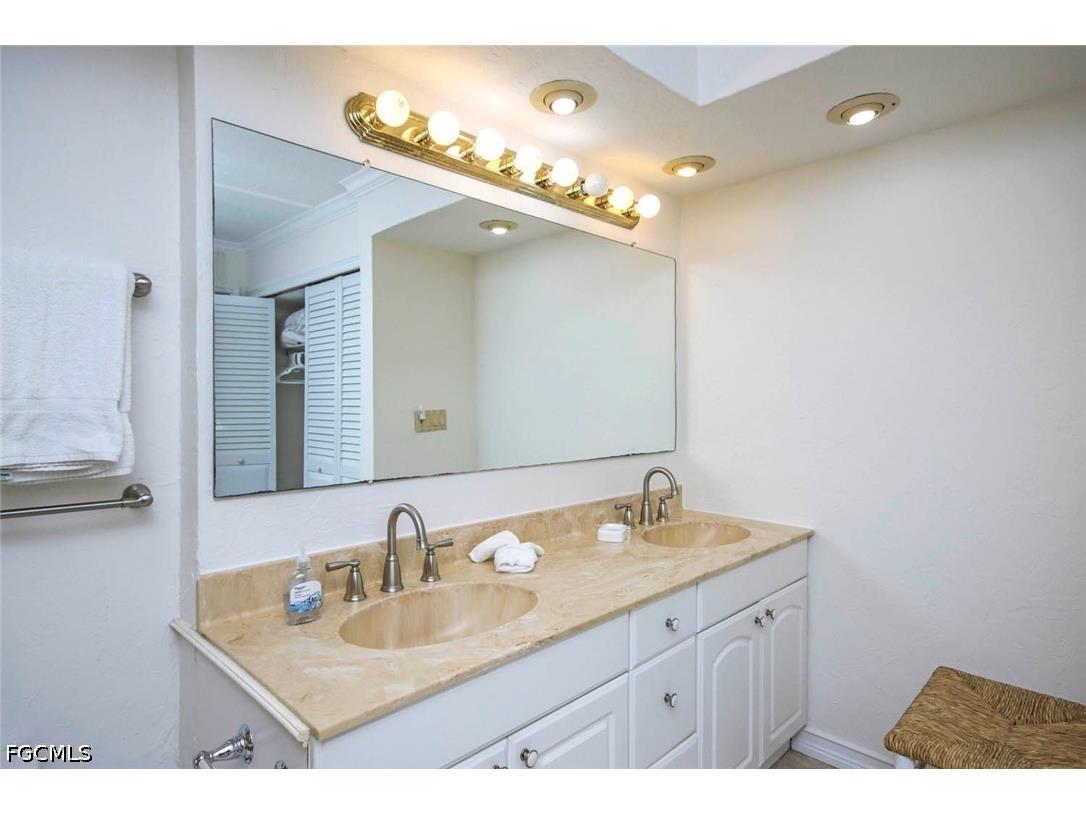2445 W Gulf Drive #35B Sanibel FL 33957 2026017605 image18